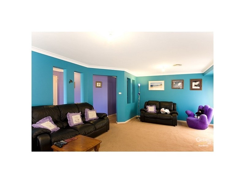 2 Vincent Road, Cranebrook NSW 2749