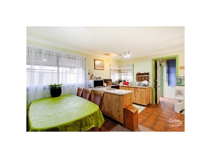 12 William Street, Richmond NSW 2753