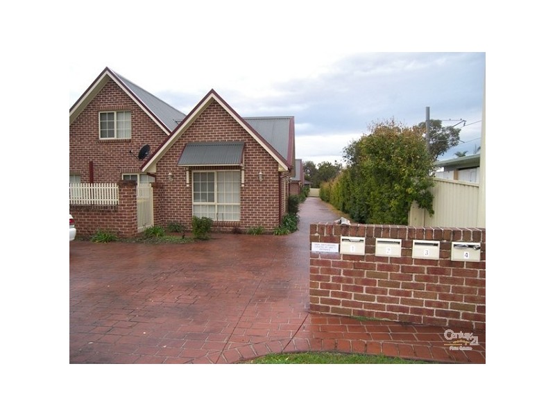 2/30 Bourke Street, Richmond NSW 2753