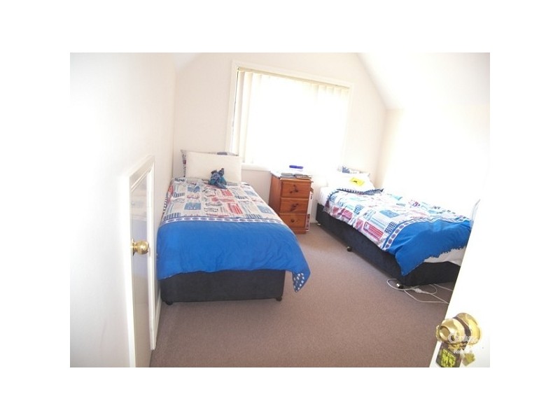 2/30 Bourke Street, Richmond NSW 2753