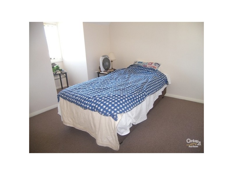 2/30 Bourke Street, Richmond NSW 2753