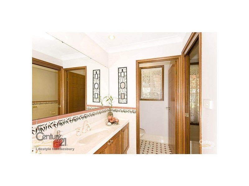 28 Fitzroy Lane, Windsor Downs NSW 2756