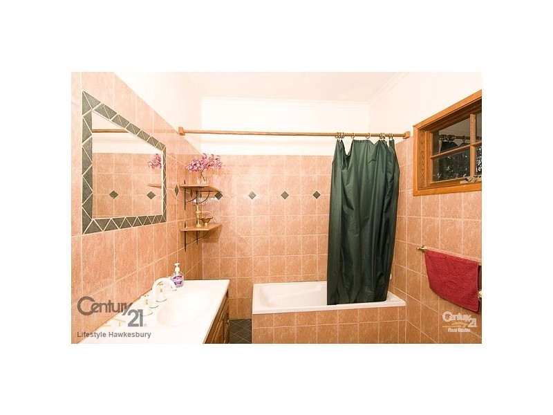 239 River Road, Lower Portland NSW 2756