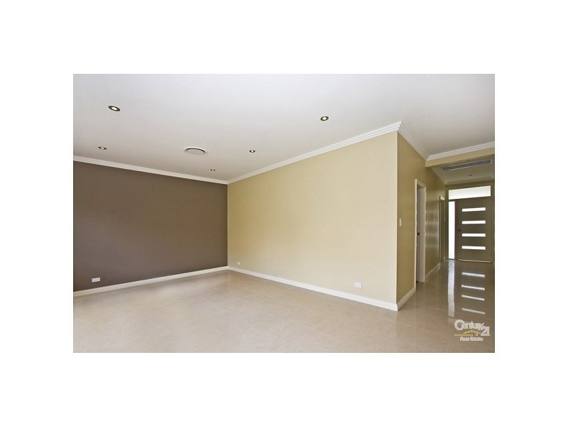 235 Macquarie Street, South Windsor NSW 2756