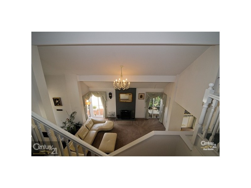 8 Killarney Court, Mcgraths Hill NSW 2756