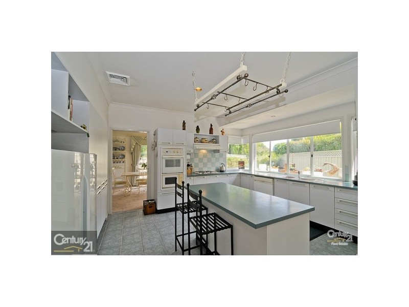 8 Killarney Court, Mcgraths Hill NSW 2756