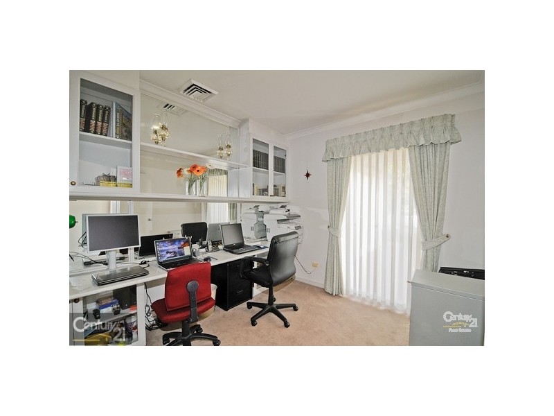 8 Killarney Court, Mcgraths Hill NSW 2756