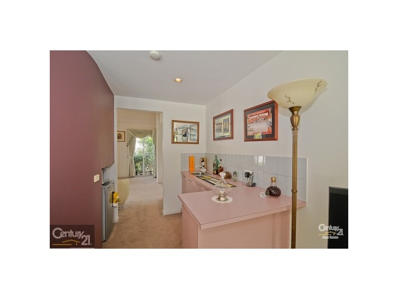 8 Killarney Court, Mcgraths Hill NSW 2756