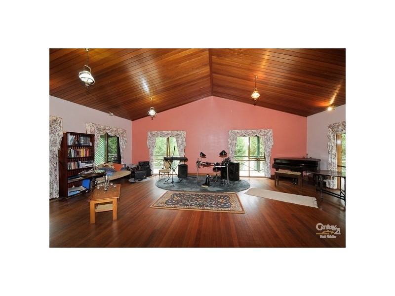 8 Mitchell Park Road, Cattai NSW 2756