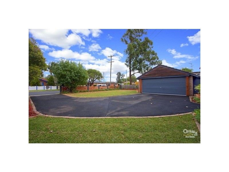 33 Garfield Street, Mcgraths Hill NSW 2756