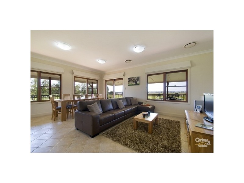 191 Willeroo Drive, Windsor Downs NSW 2756
