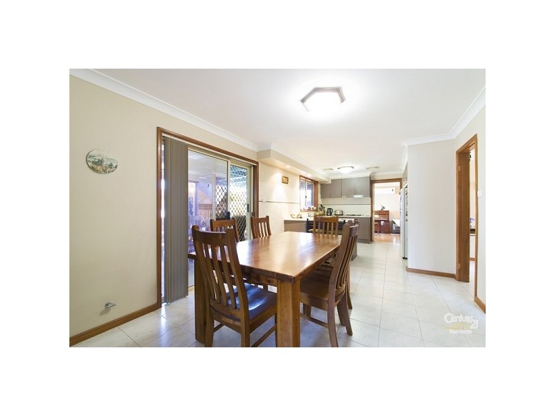 17 Winnifred Road, Mcgraths Hill NSW 2756
