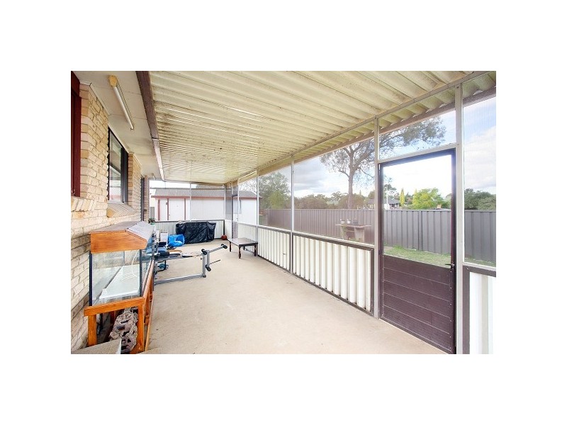 15 William Cox Drive, Richmond NSW 2753