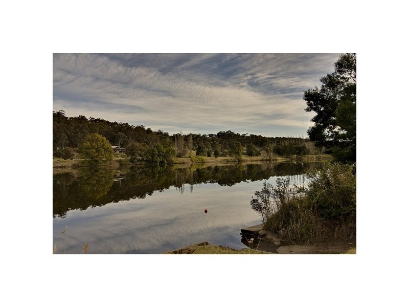 18 Holmes Drive, Lower Portland NSW 2756