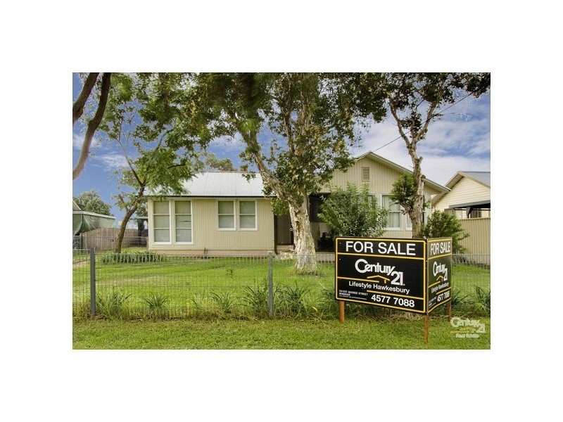 8 Campbell Street, South Windsor NSW 2756