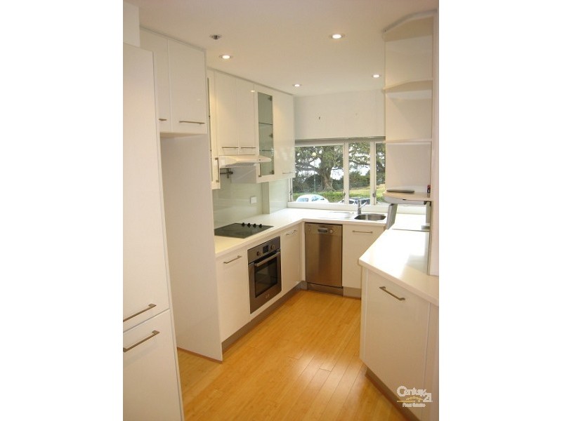 1/14 Blues Point Road, Mcmahons Point NSW 2060