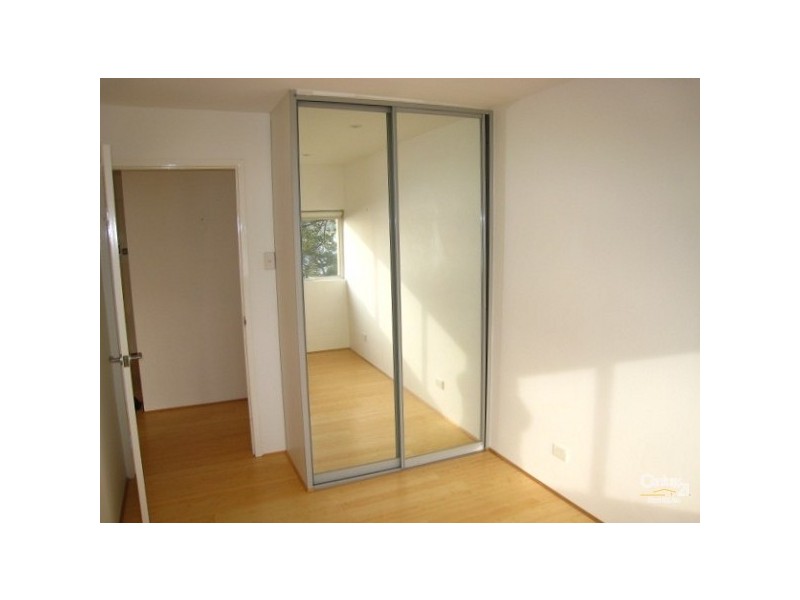 1/14 Blues Point Road, Mcmahons Point NSW 2060