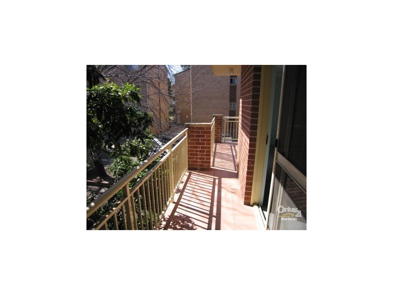 2/8 Thomas Street, Parramatta NSW 2150