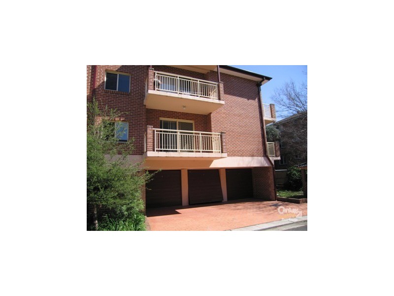 2/8 Thomas Street, Parramatta NSW 2150