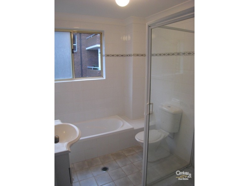 1/8 Thomas Street, Parramatta NSW 2150