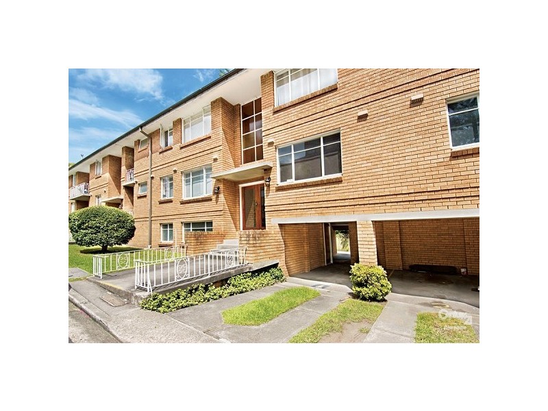 3/231 Ernest Street    Cnr Moodie St, Cammeray NSW 2062