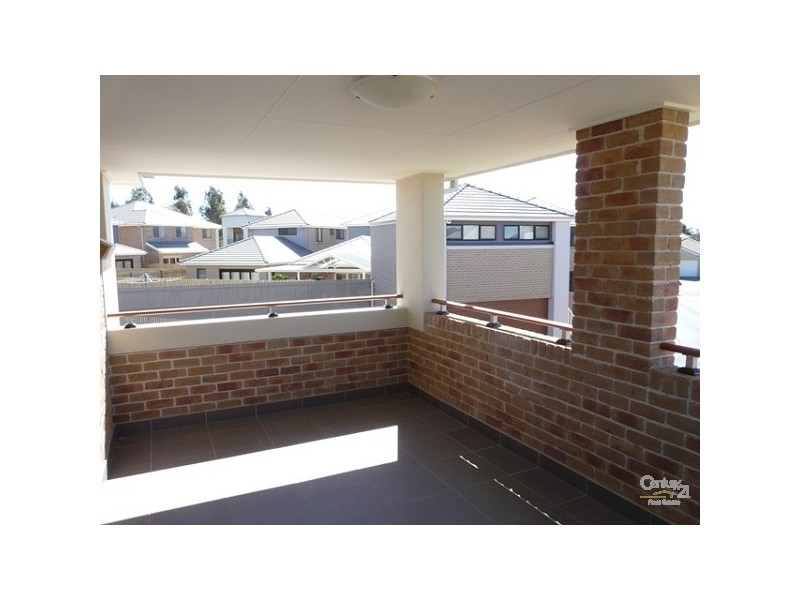 8 Waterview Way, Stanhope Gardens NSW 2768