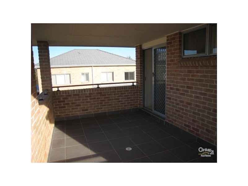 8 Waterview Way, Stanhope Gardens NSW 2768