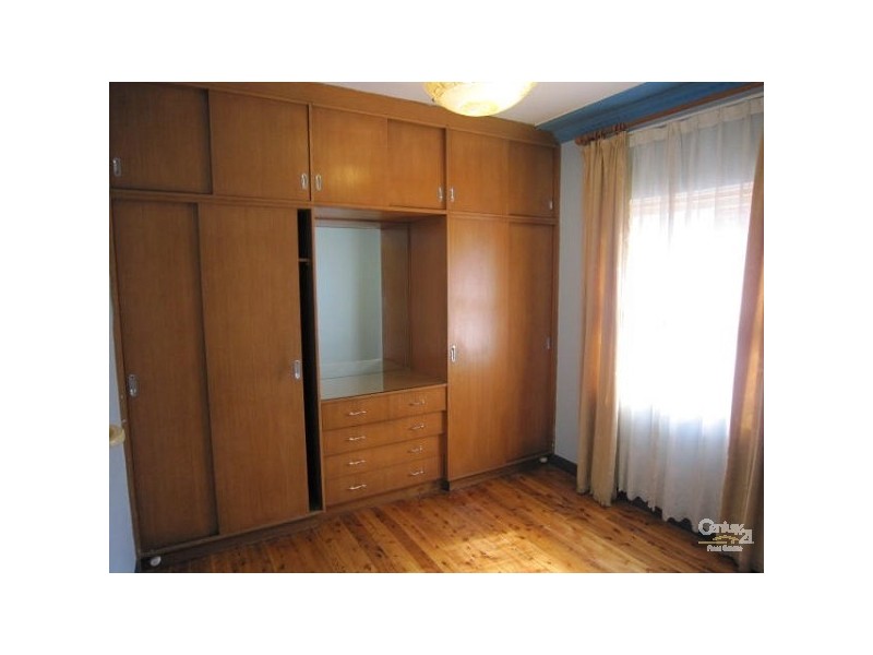 34 Poole Street, Kingsgrove NSW 2208