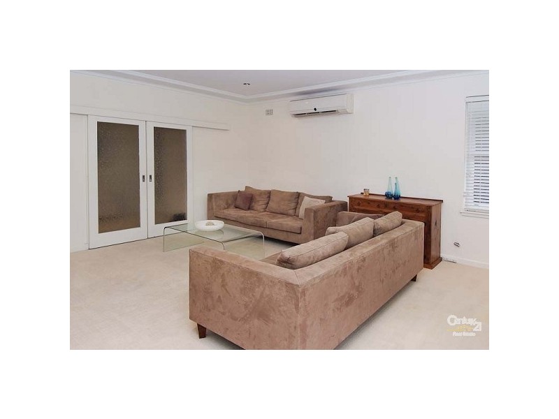 9 Garrick Road, St Ives NSW 2075