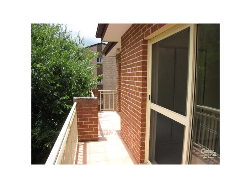 4/8 Thomas Street, Parramatta NSW 2150