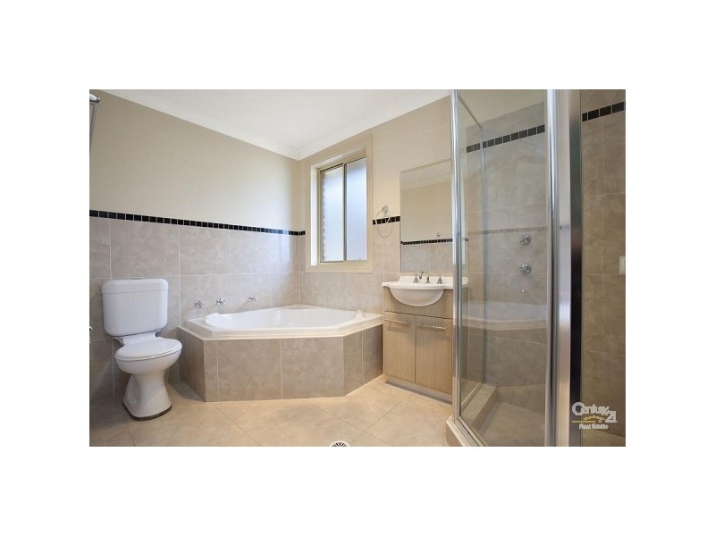 31 Bonaccordo Road, Quakers Hill NSW 2763