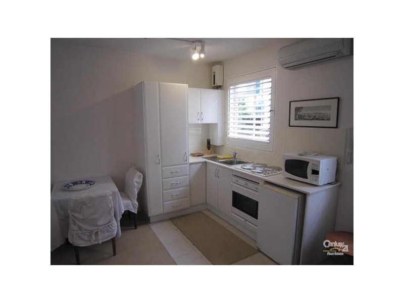 2/10 Military Road, Neutral Bay NSW 2089