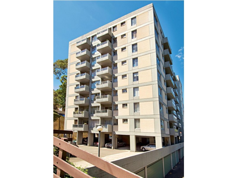 51/90 Blue Point Road, Mcmahons Point NSW 2060