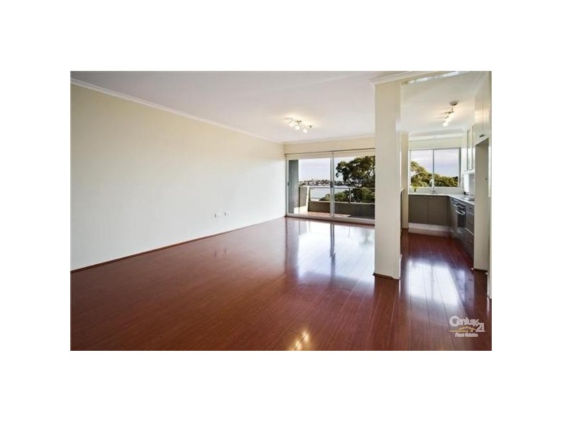 35/90 Bluee Point Road, Mcmahons Point NSW 2060