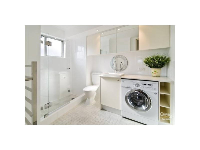 35/90 Bluee Point Road, Mcmahons Point NSW 2060