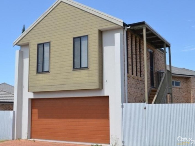 8 Seaton Street, Stanhope Gardens NSW 2768