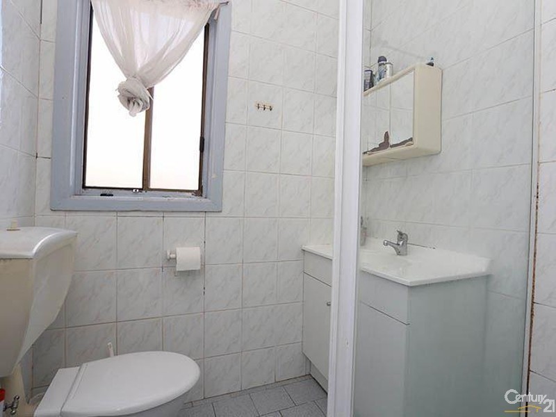 2 June Street, Seven Hills NSW 2147