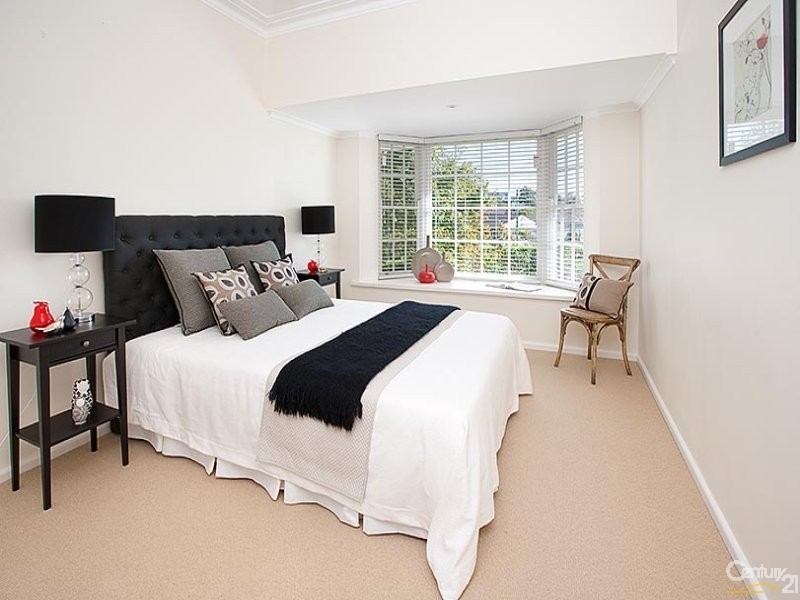 2 Neerim Road, Castle Cove NSW 2069