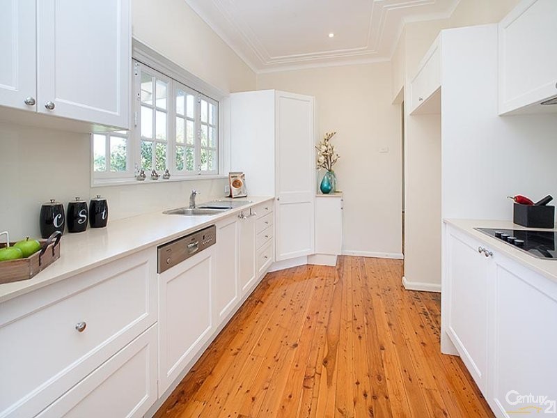 2 Neerim Road, Castle Cove NSW 2069