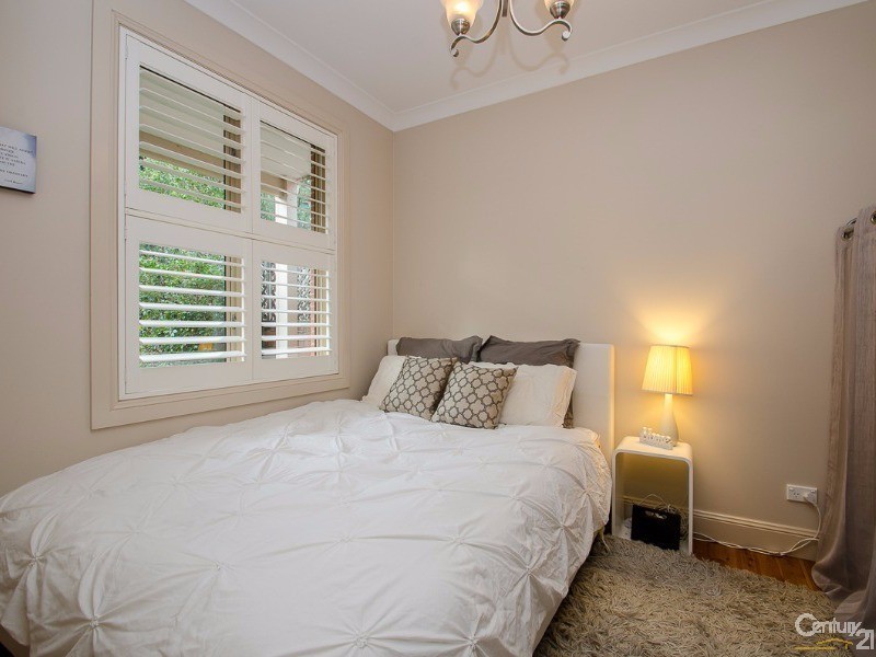 32 Raymond Road, Neutral Bay NSW 2089