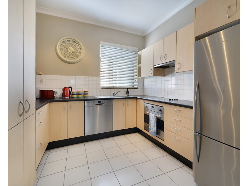 2/8 Wyagdon Street, Neutral Bay NSW 2089