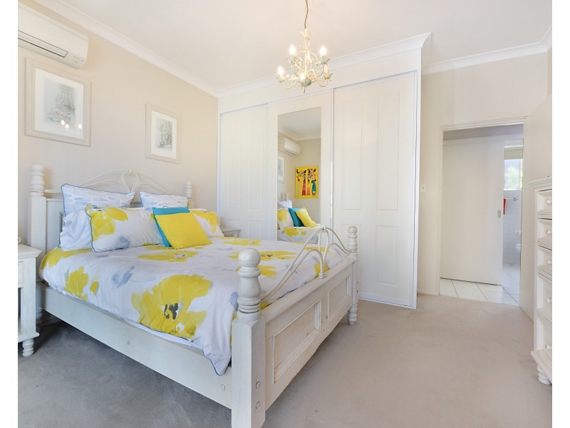 2/8 Wyagdon Street, Neutral Bay NSW 2089