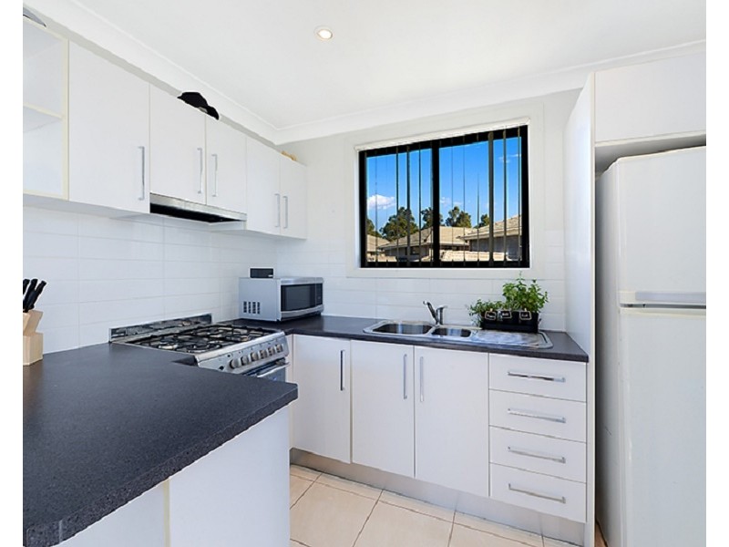 25 Waterview Way, Stanhope Gardens NSW 2768