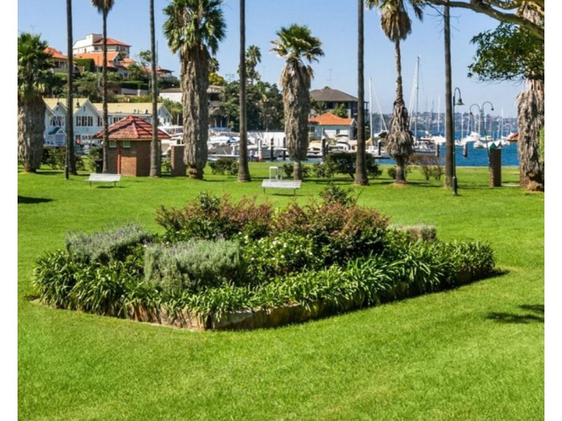 2/4 Bradly Avenue, Kirribilli NSW 2061