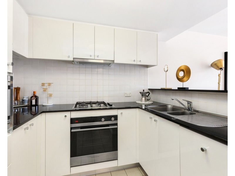 102/6 Cowper Wharf Road, Woolloomooloo NSW 2011