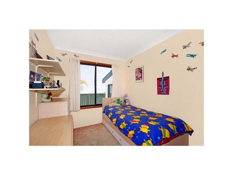 28 St James, Berkeley Vale NSW 2261