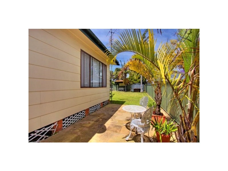 28 St James, Berkeley Vale NSW 2261