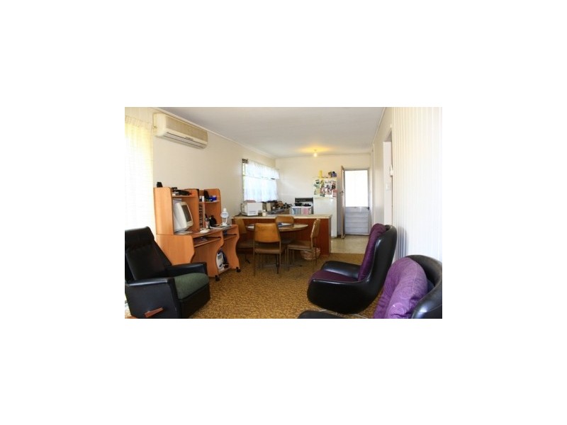 3 Dampier Blvd, Killarney Vale NSW 2261