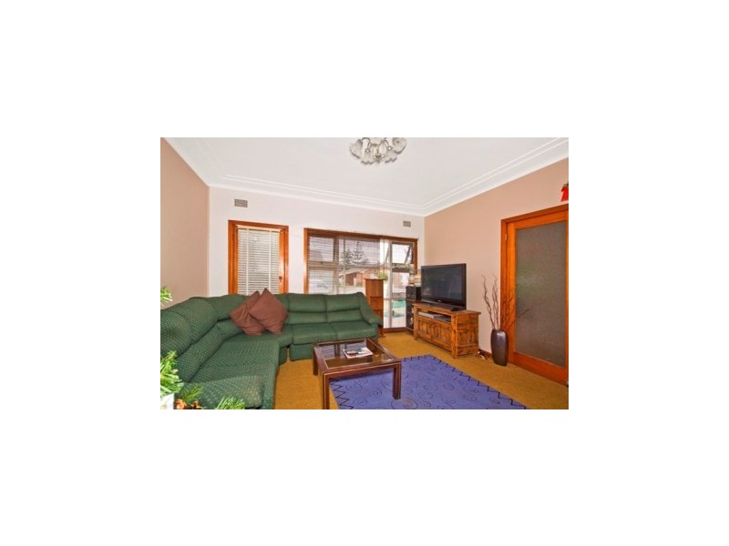 47 Manly Pde, The Entrance North NSW 2261