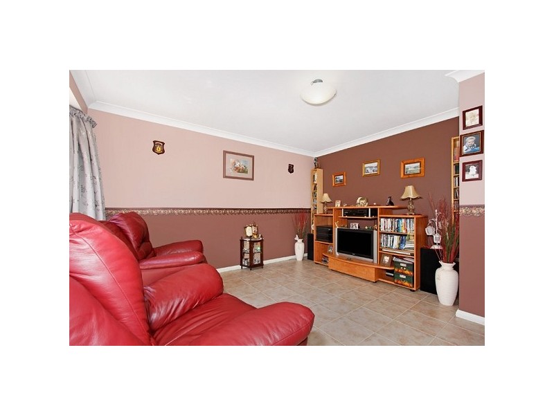 11 Bottlebrush Drive, Glenning Valley NSW 2261